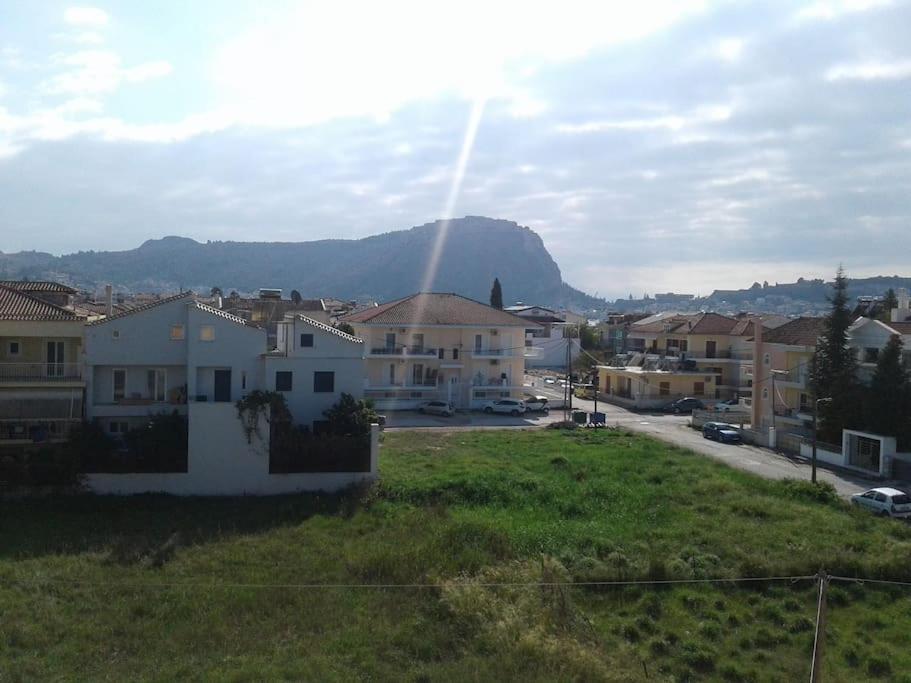 Καινούριο Σπίτι Σε Ήσυχη Τοποθεσία Apartment Nafplio Luaran gambar